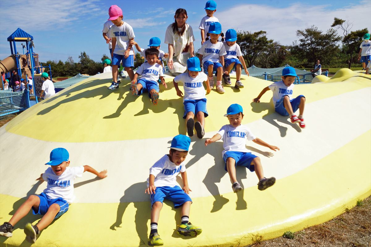 年長組秋の遠足（岩沼海浜緑地公園）