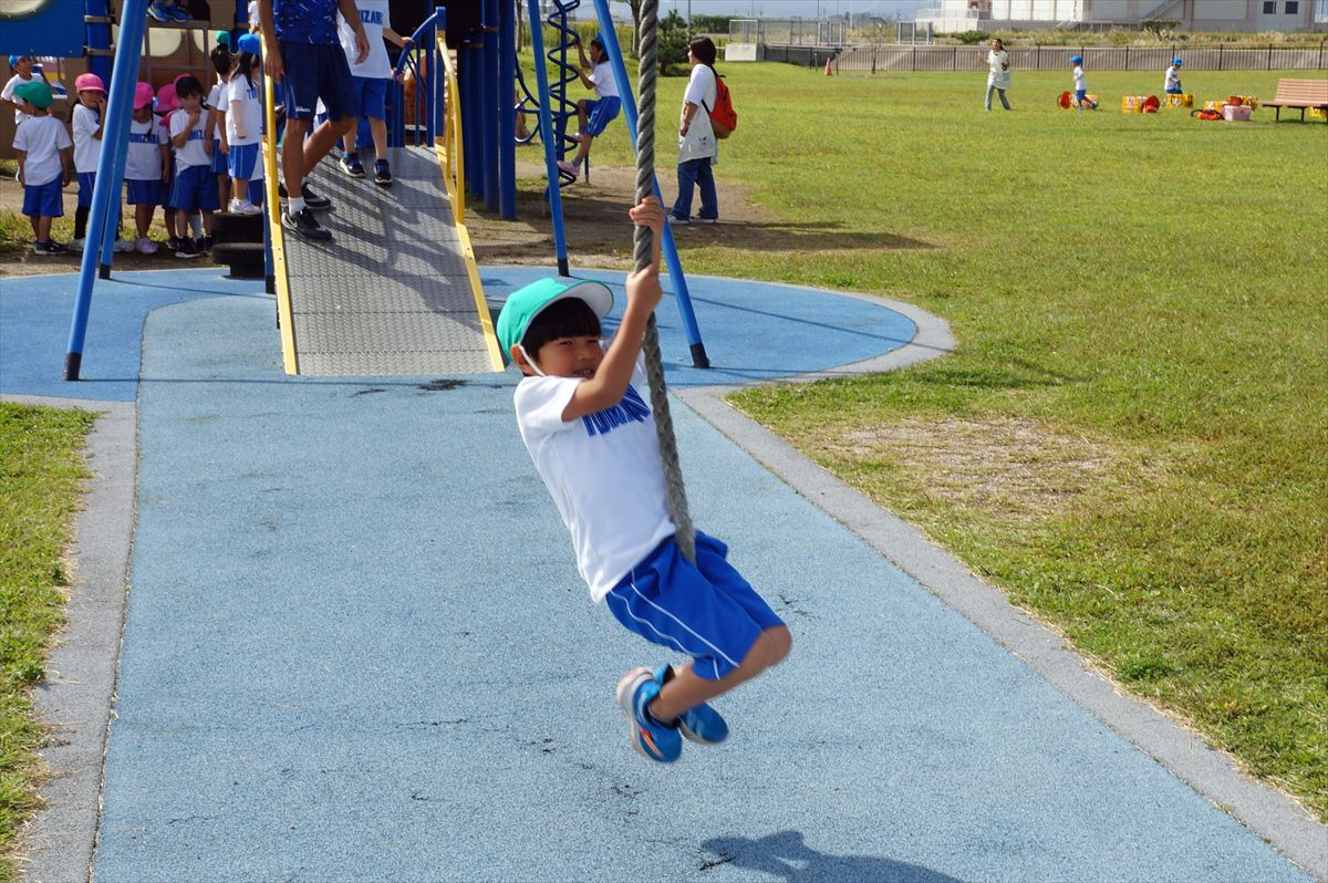 年長組秋の遠足（岩沼海浜緑地公園）