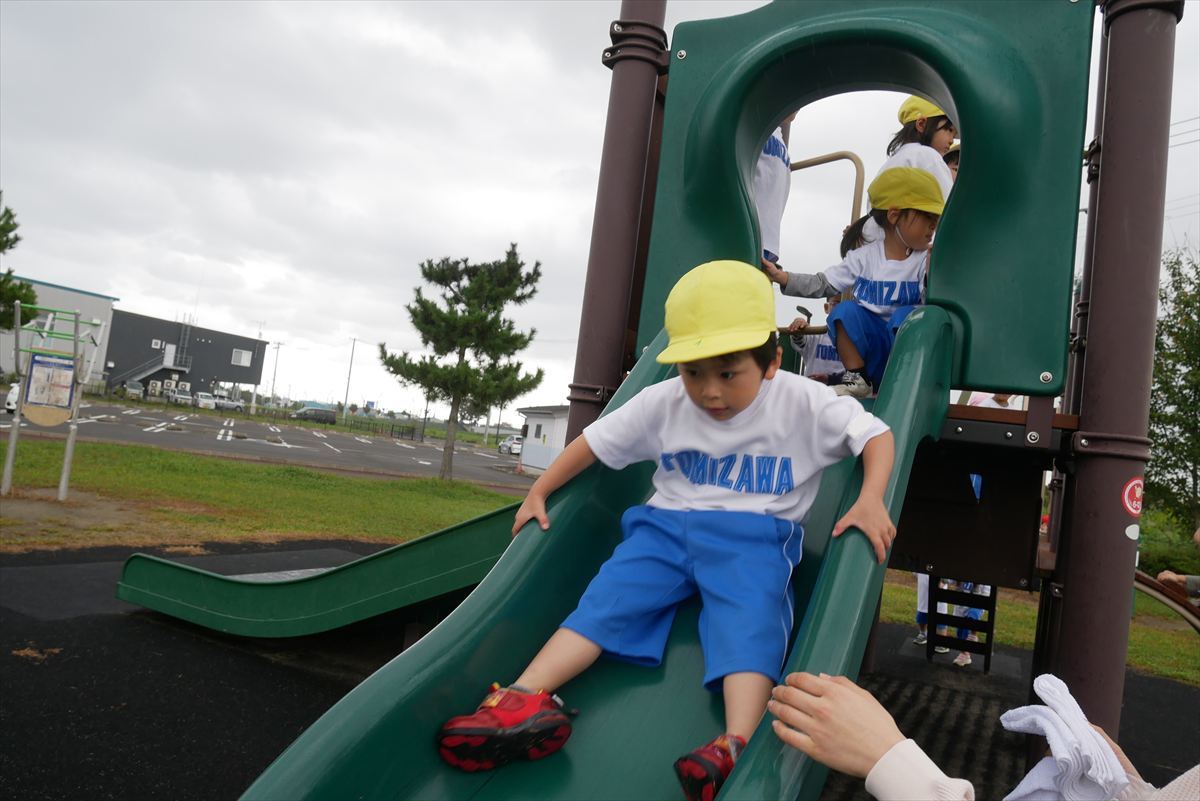 年少組秋の遠足（臨空公園）